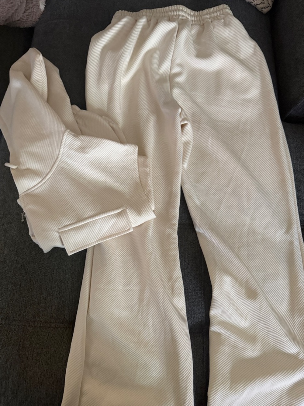 Women's Cream Ribbed Hoodie & Jogger Set - Picture 5 of 5